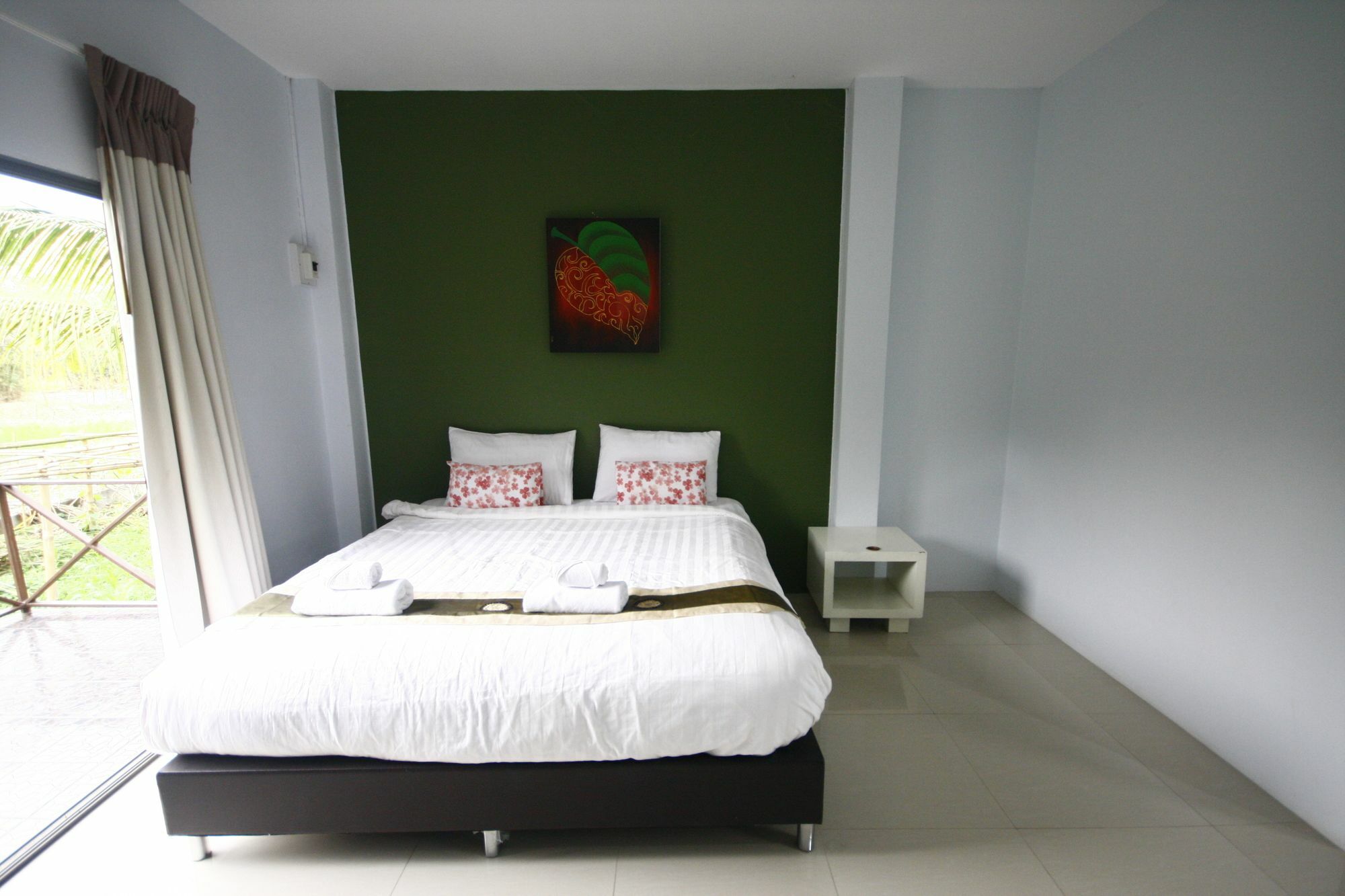 Long Lake Resort Çonburi Dış mekan fotoğraf