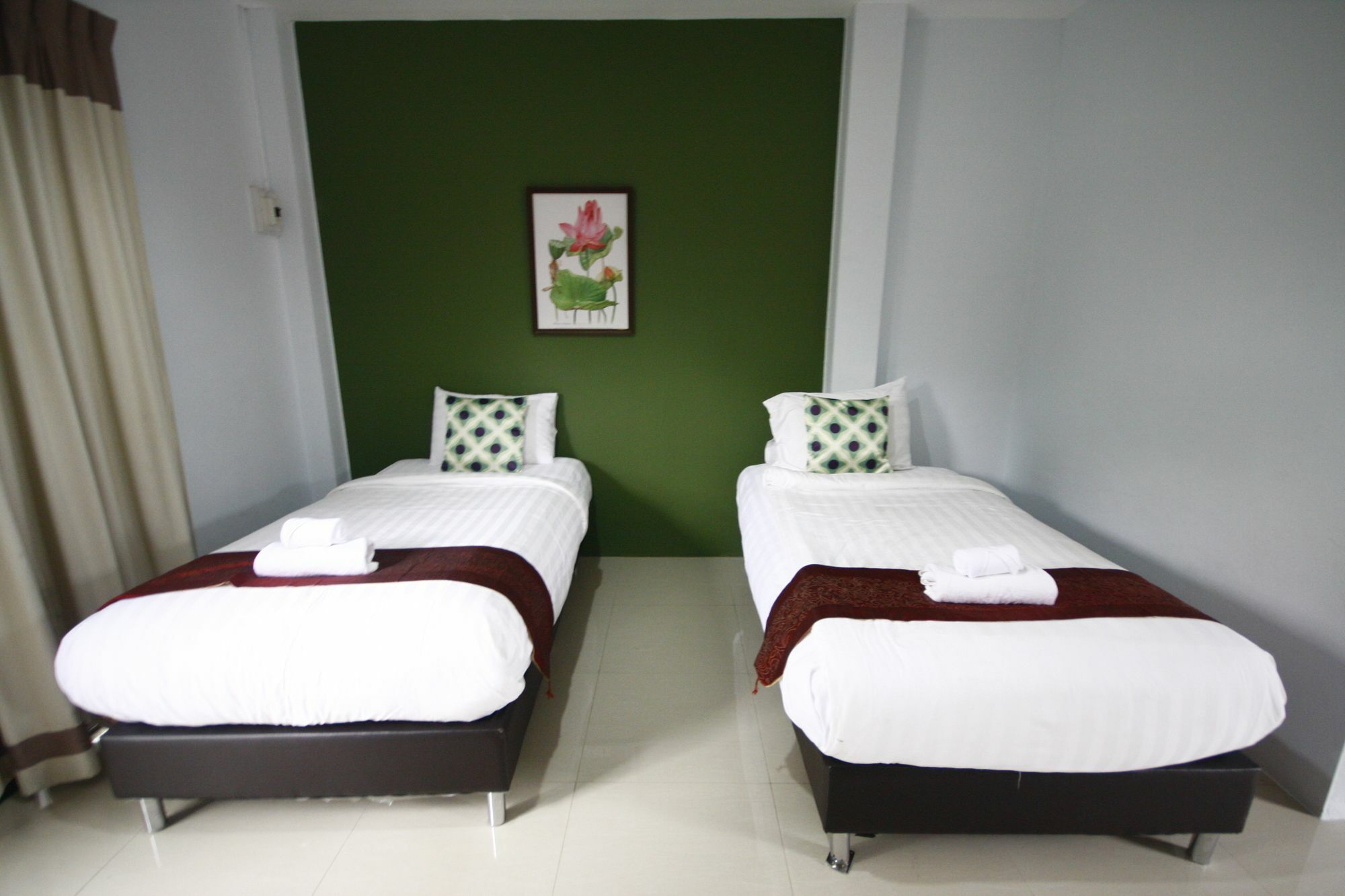 Long Lake Resort Çonburi Dış mekan fotoğraf
