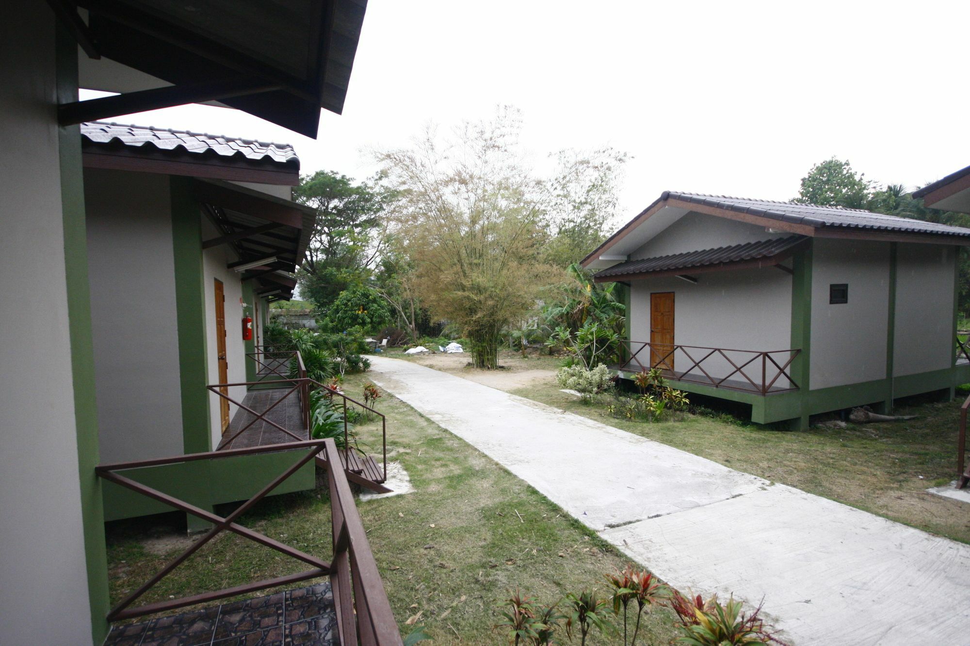 Long Lake Resort Çonburi Dış mekan fotoğraf