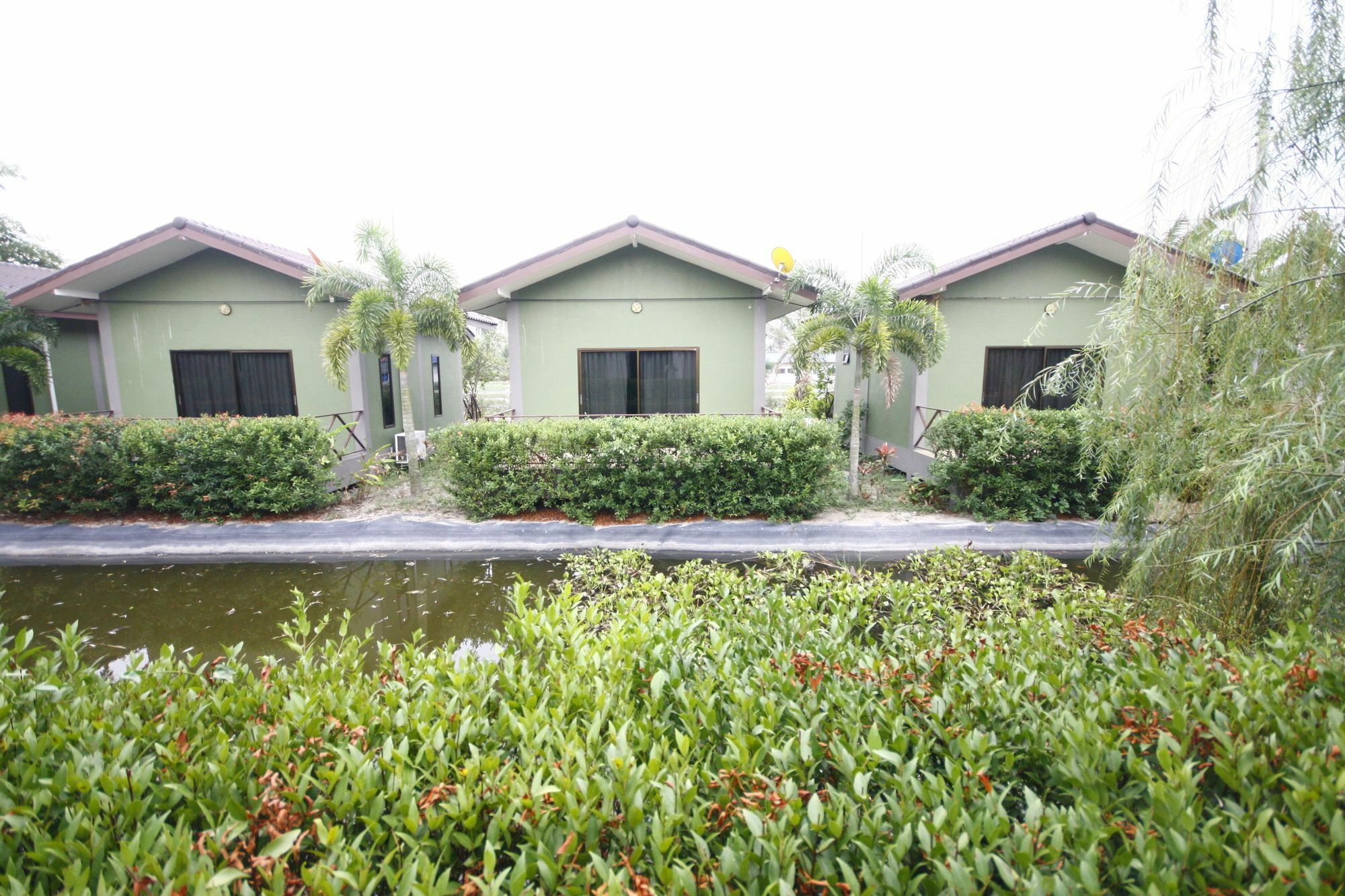 Long Lake Resort Çonburi Dış mekan fotoğraf